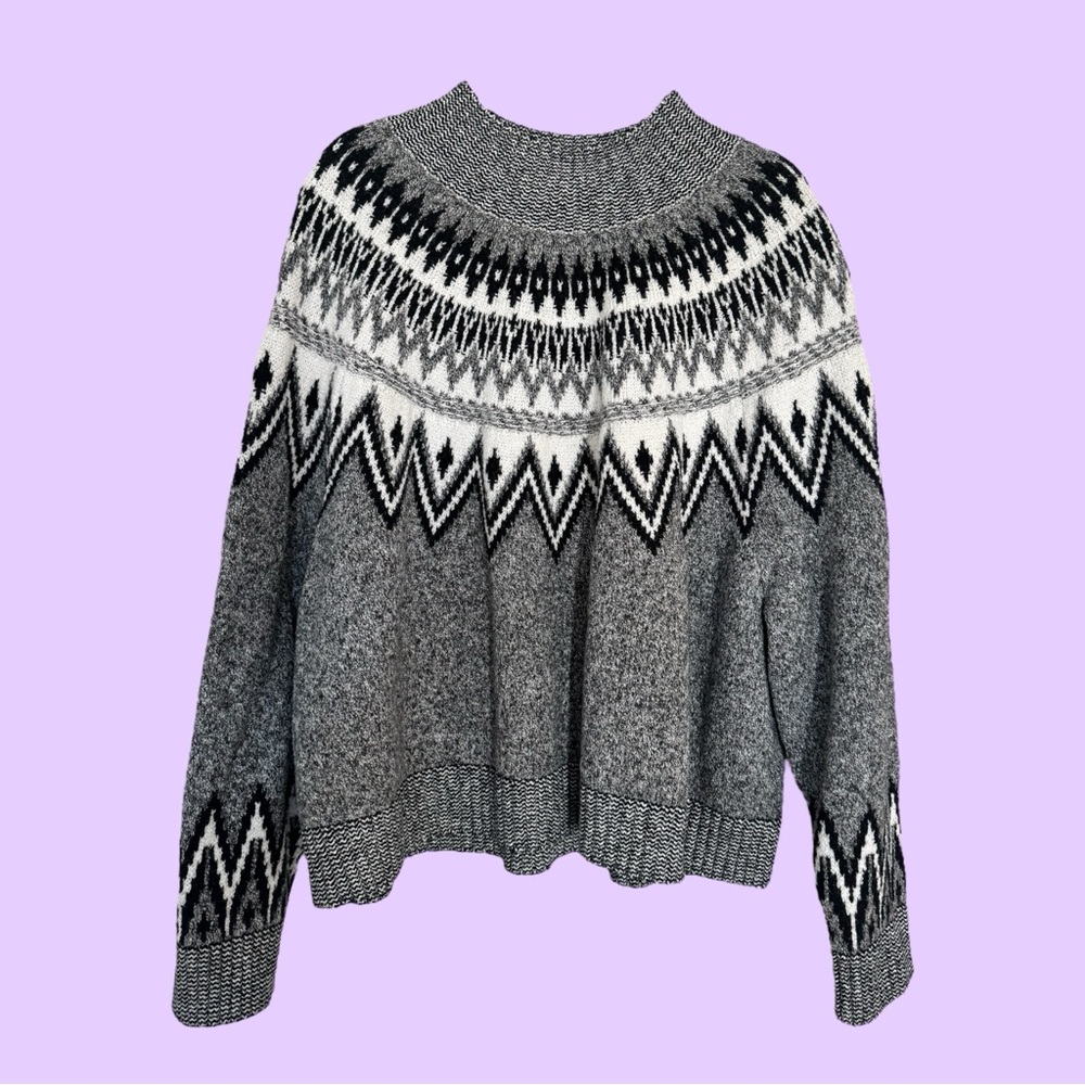 Old Navy Black and White Patterned Turtleneck Sweater